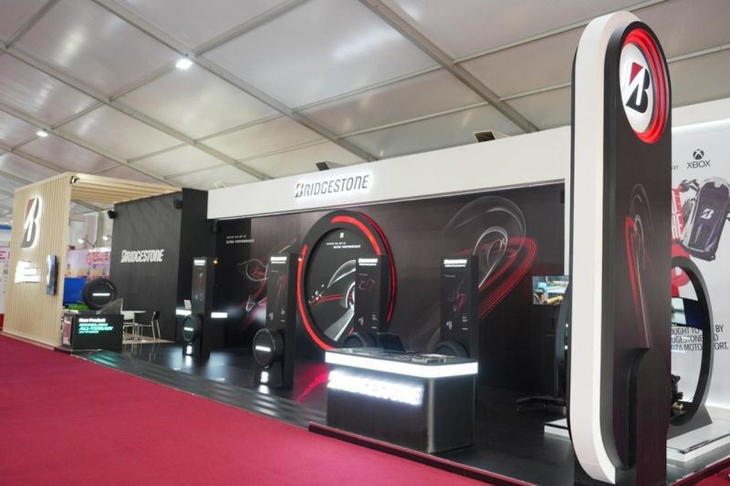 Bridgestone Tampilkan Ban Touring dan EV Perdana di GJAW