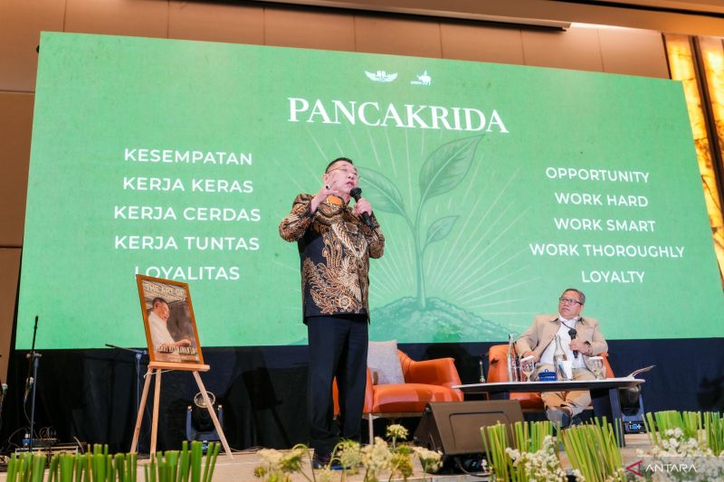 Bamsoet Puji Buku ‘The Art of Simple Leadership’ oleh Jerry