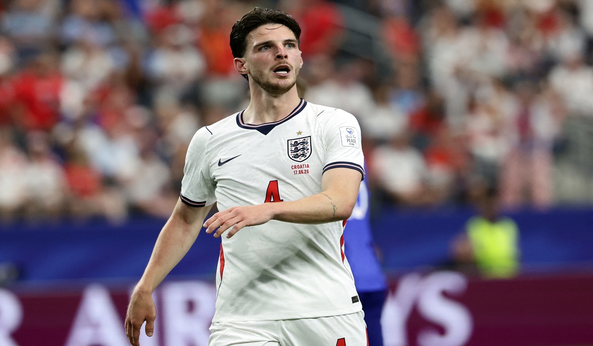 Fans Timnas Inggris Antusias Menyambut Gol Declan Rice dari Set Piece