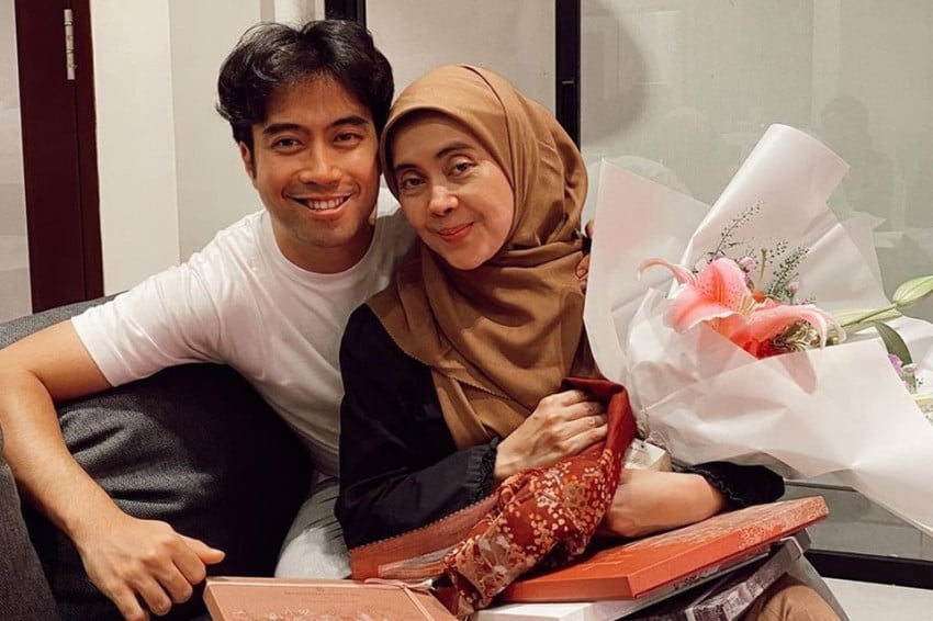 Cinta Sejati: Setia Menemani Hingga Akhir Hayat