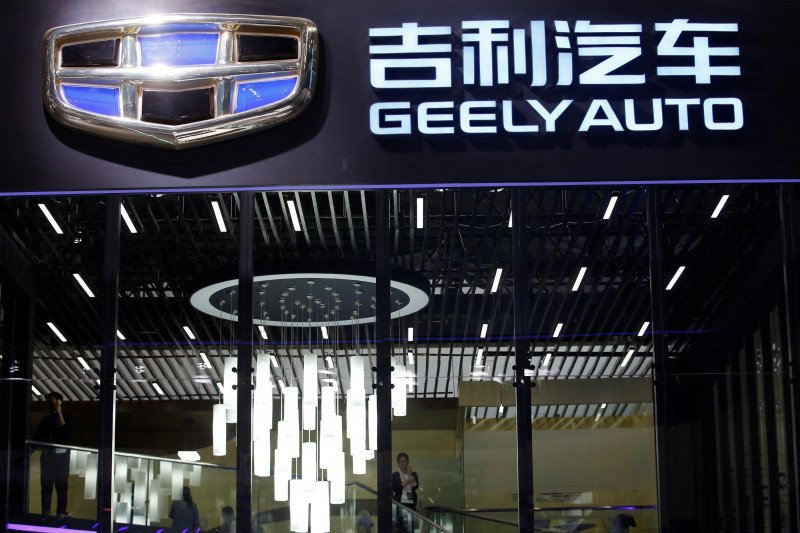 Geely Utamakan Metanol, Anggap Mobil Listrik Terlalu Berat