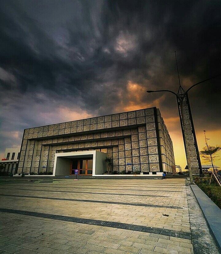 Jadwal Salat dan Imsakiyah Bandung untuk 2 Ramadan 1447 H