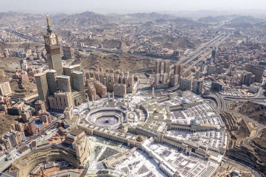 Kota Suci Diserang Houthi, Mungkinkah Mekkah Mendukung Saudi?