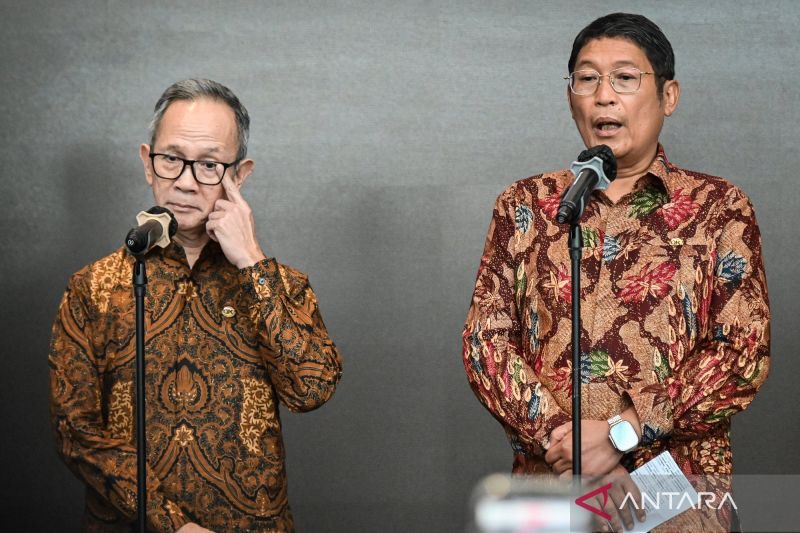 Ketua OJK Mundur Demi Tanggung Jawab Moral dan Pemulihan