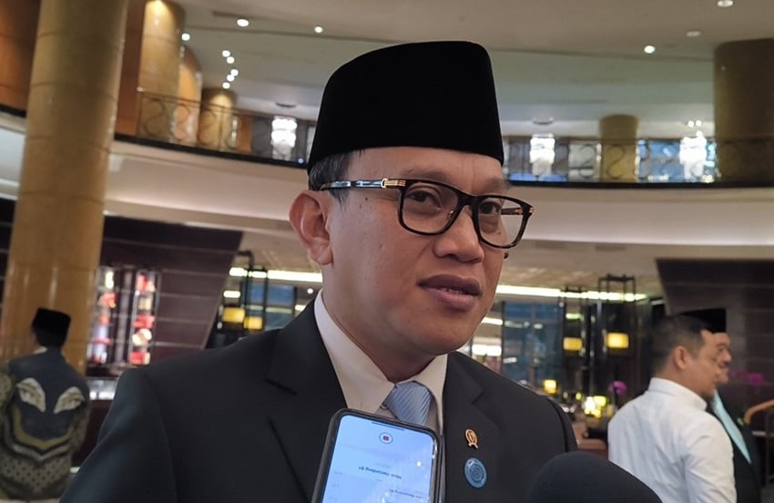 Abdul Kadir Karding Dipecat dari Kabinet karena Main Domino?