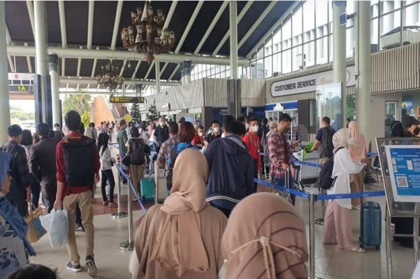 Wisata Domestik Meroket, Namun Penumpang Pesawat Menurun